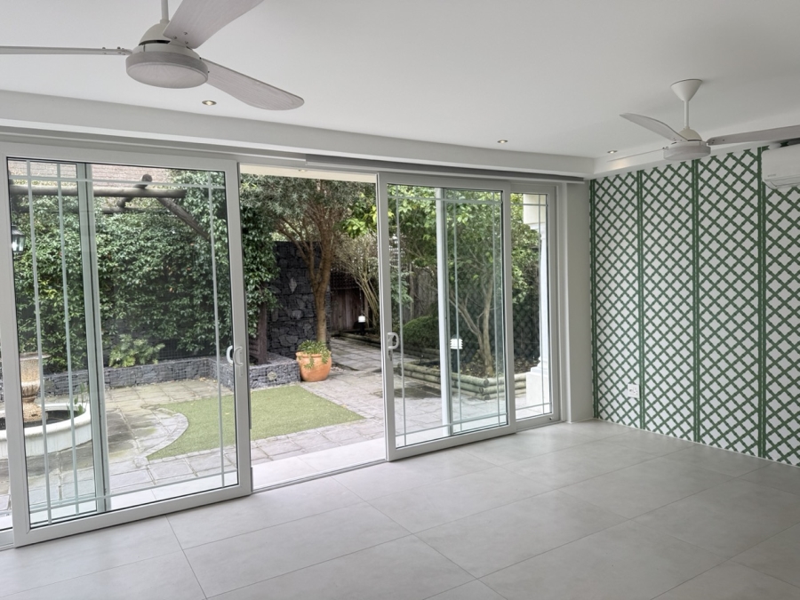 To Let Commercial Property for Rent in Paardevlei Western Cape
